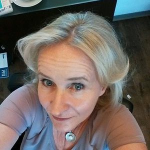 Meet your Posher, Andrea